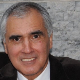 آقای شاهرخ تموچین